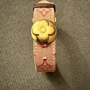 Louis Vuitton Vintage Mini Lin Wish Bracelet. EUC